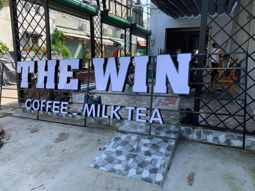 Bảng hiệu Quảng cáo Coffee The Win