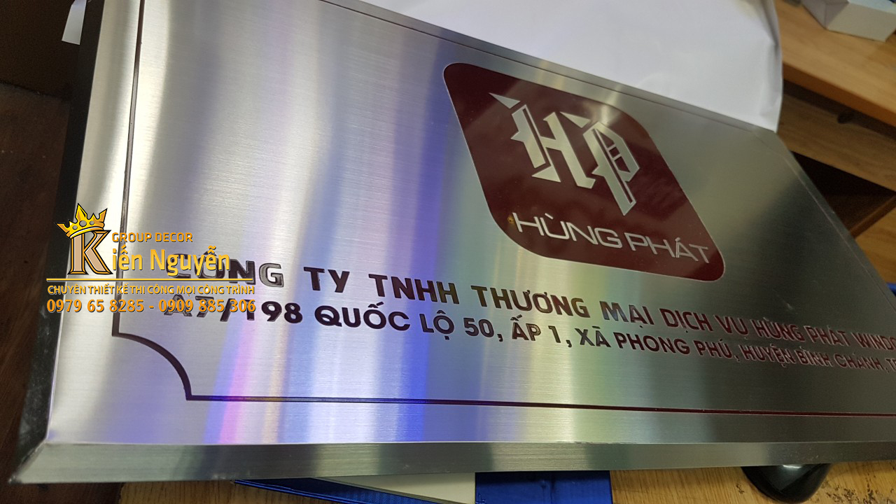 Bảng cty Inox xướt trắng ăn mòn