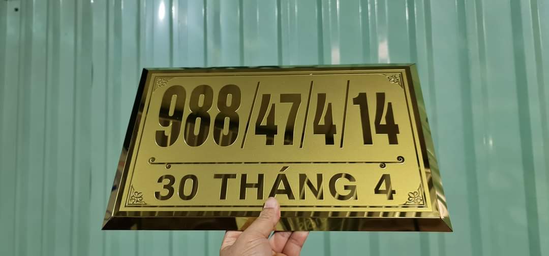 Bảng số nhà inox vàng 304