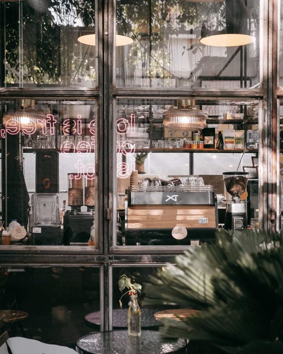 Quán Handcraft Coffee Thái Lan