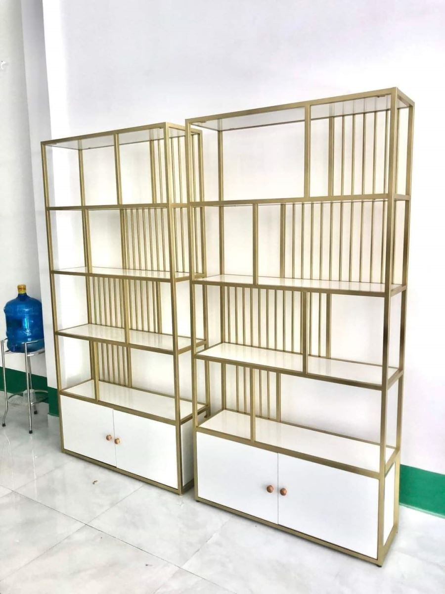 mẫu kệ Sắt Mỹ Phẩm