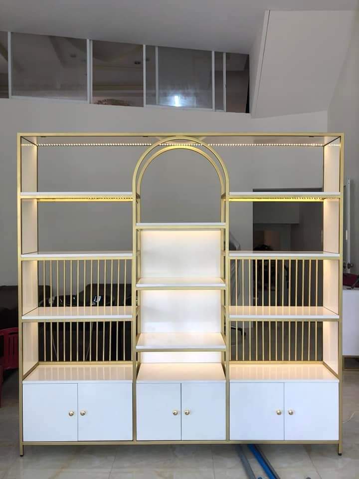 mẫu kệ Sắt Mỹ Phẩm