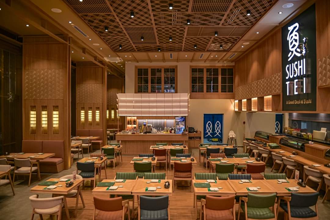 Nội thất nhà Hàng SUSHI Nhật Bản