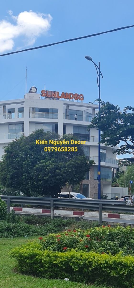 Chữ Alu Tòa nhà Sunland