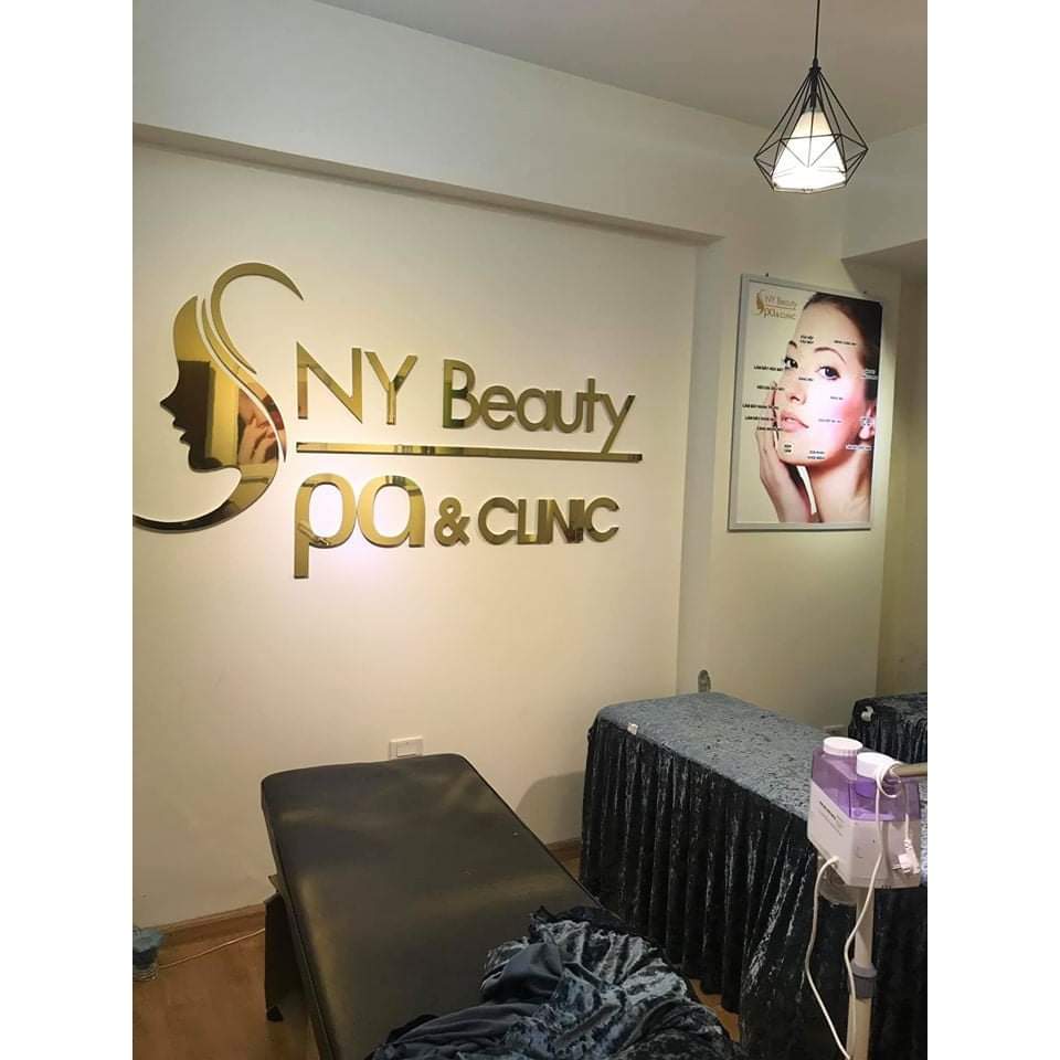 Chữ alu vàng Spa & Salon